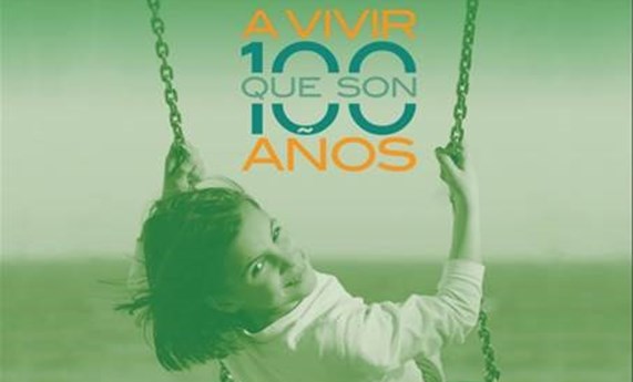 José Viña inaugura en Valencia la exposición itinerante “A vivir que son 100 años”