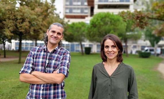 Describen un conjunto de microRNAs que controlan el desarrollo de un tipo de cáncer de mama Describen un conjunto de microRNAs que controlan el desarrollo de un tipo de cáncer de mama