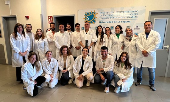 Una investigación internacional estudia virus gigantes que afectan a amebas Una investigación internacional estudia virus gigantes que afectan a amebas