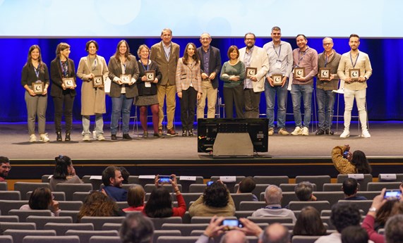 Un “socarrat” valenciano para conmemorar diez años de investigación biomédica CIBER Un “socarrat” valenciano para conmemorar diez años de investigación biomédica CIBER