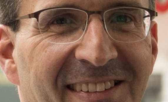 “En pocos años seremos capaces de curar a todos los pacientes de hepatitis C” “En pocos años seremos capaces de curar a todos los pacientes de hepatitis C”