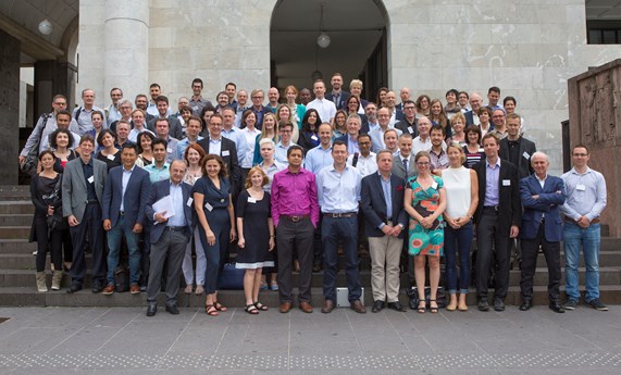 Los teléfonos inteligentes y la tecnología 'wearable' pueden revolucionar la asistencia médica y la calidad de vida de personas con trastornos mentales Los teléfonos inteligentes y la tecnología 'wearable' pueden revolucionar la asistencia médica y la calidad de vida de personas con trastornos mentales