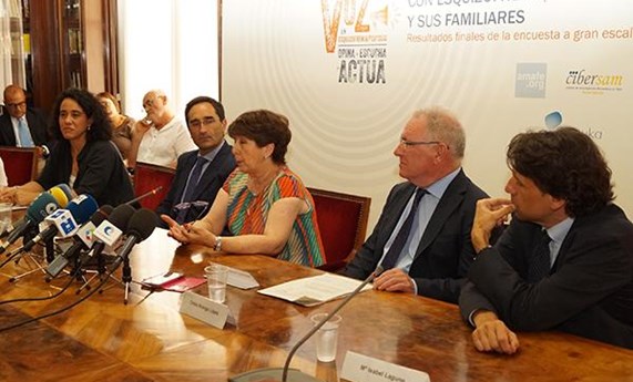 Las relaciones afectivas son vitales para 9 de cada 10 personas con esquizofrenia / psicosis y sus cuidadores Las relaciones afectivas son vitales para 9 de cada 10 personas con esquizofrenia / psicosis y sus cuidadores